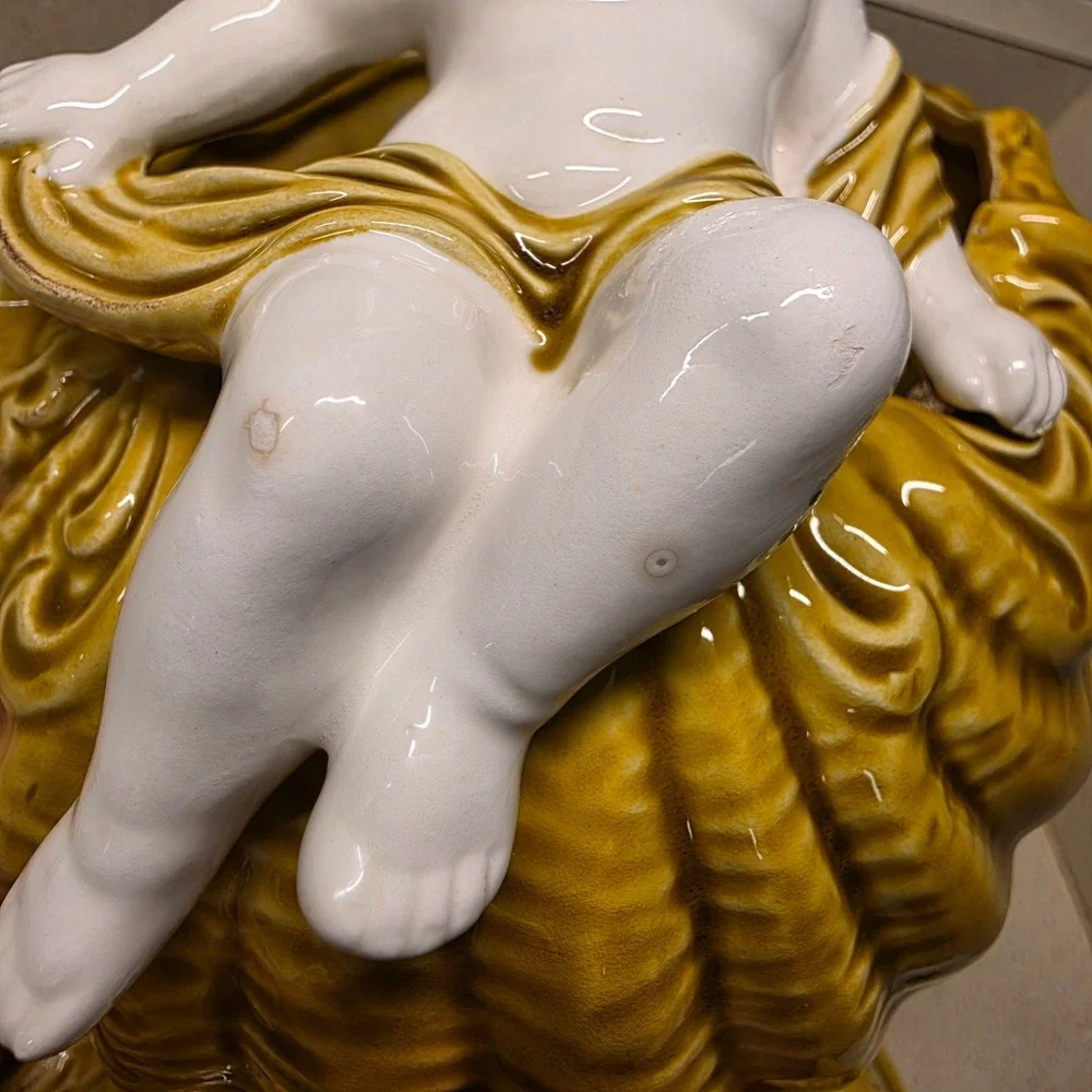 Brody Ceramic Cherub Shell Planter N-270‎ Yellow White Mid Century Cornucopia